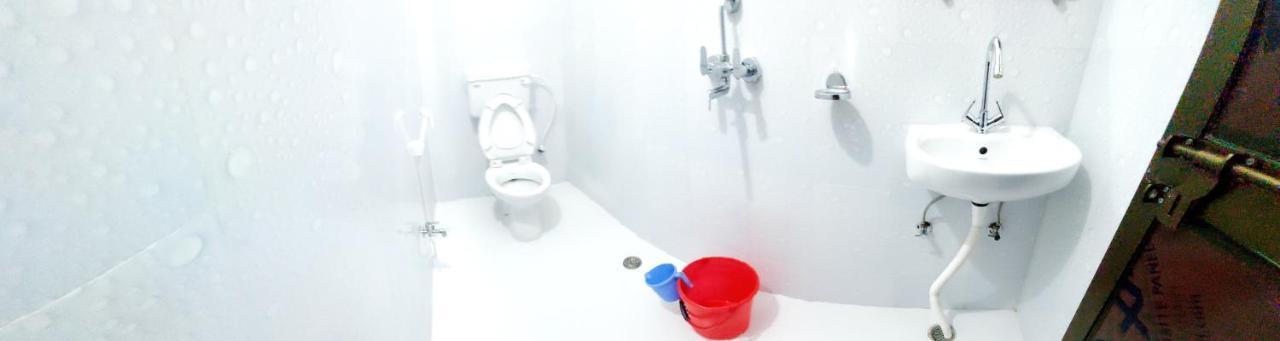 Nilam Guest House Бодх-Гая Экстерьер фото