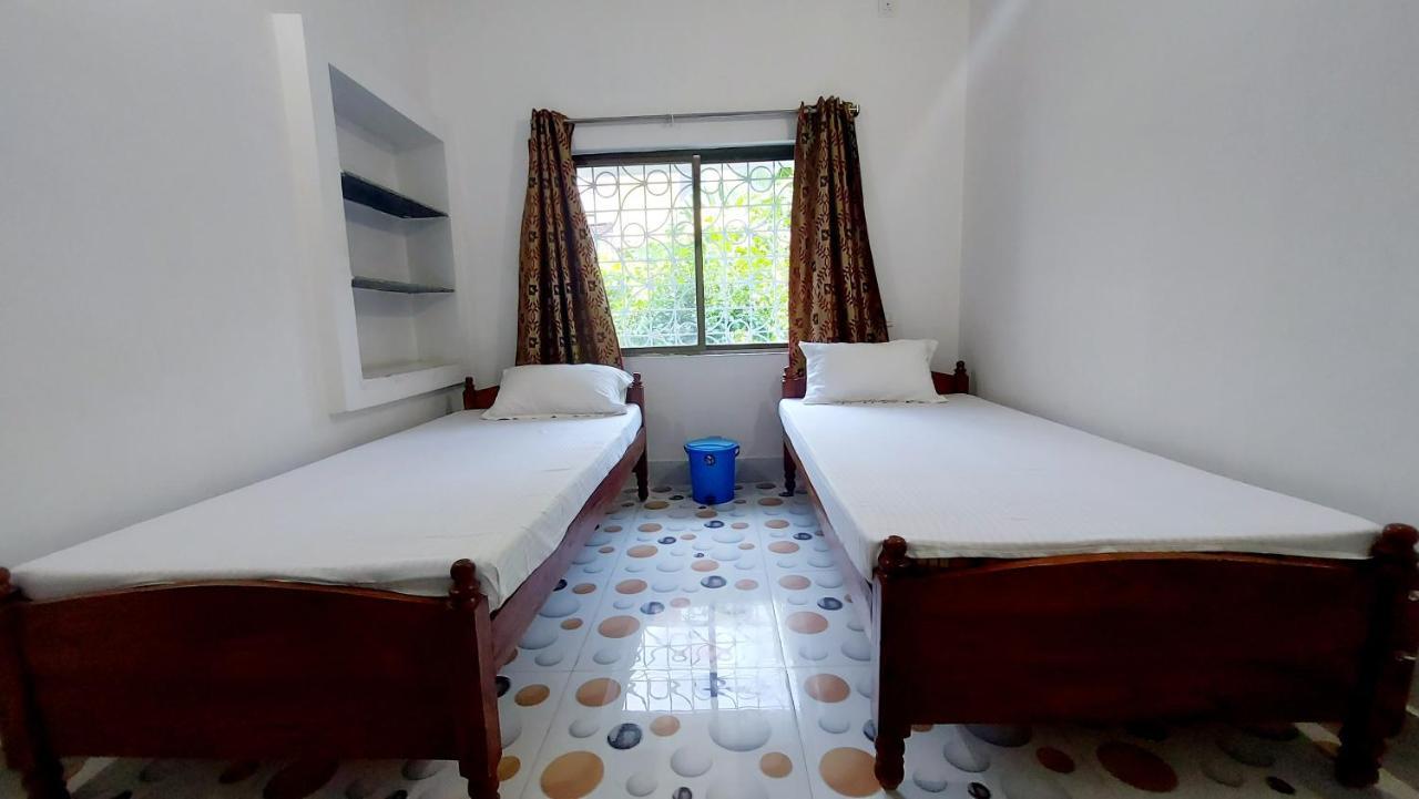 Nilam Guest House Бодх-Гая Экстерьер фото