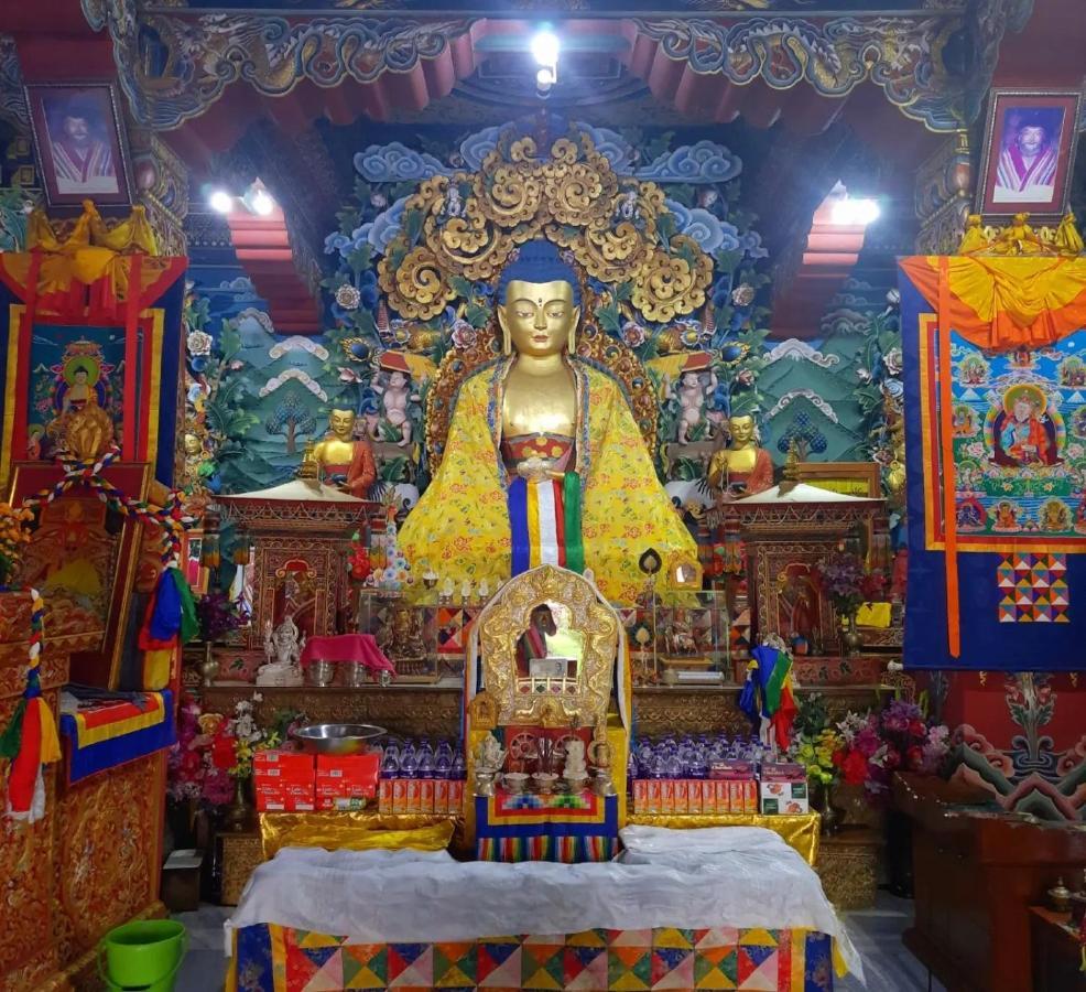 Nilam Guest House Бодх-Гая Экстерьер фото
