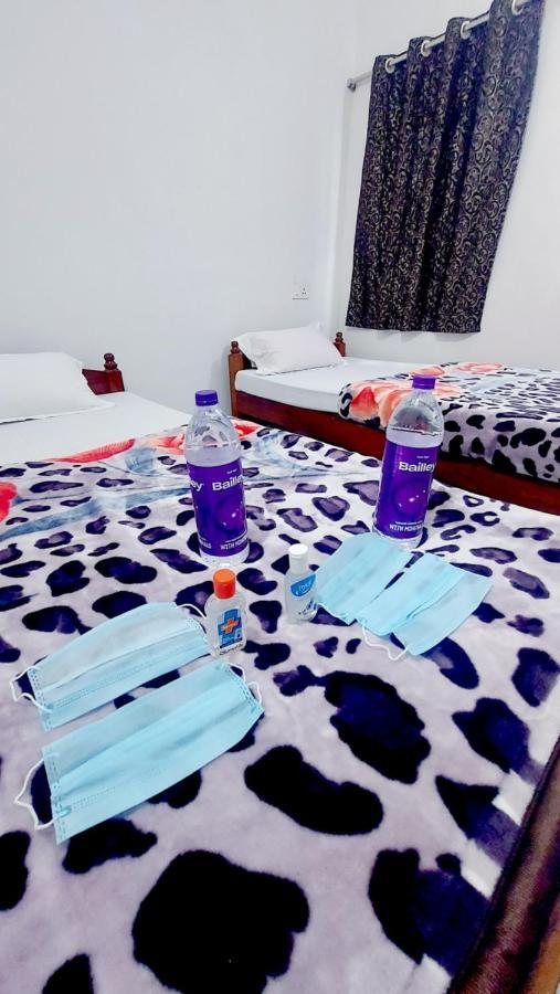 Nilam Guest House Бодх-Гая Экстерьер фото