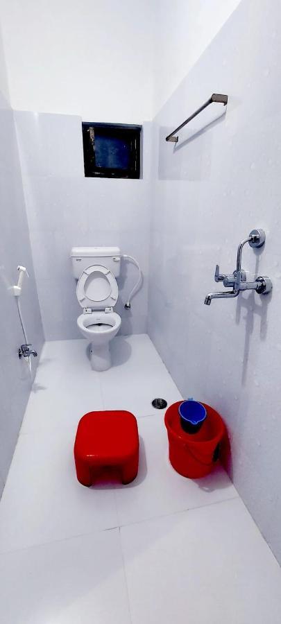 Nilam Guest House Бодх-Гая Экстерьер фото